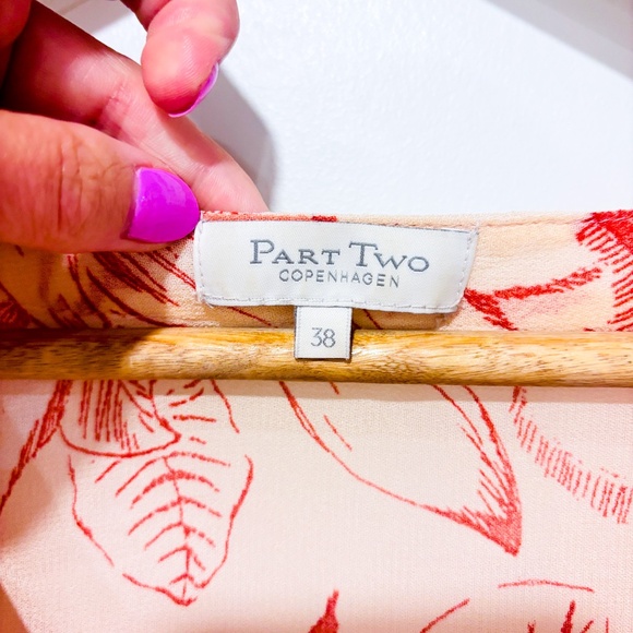 PART TWO Pink floral semi-sheer top - Picture 6 of 6